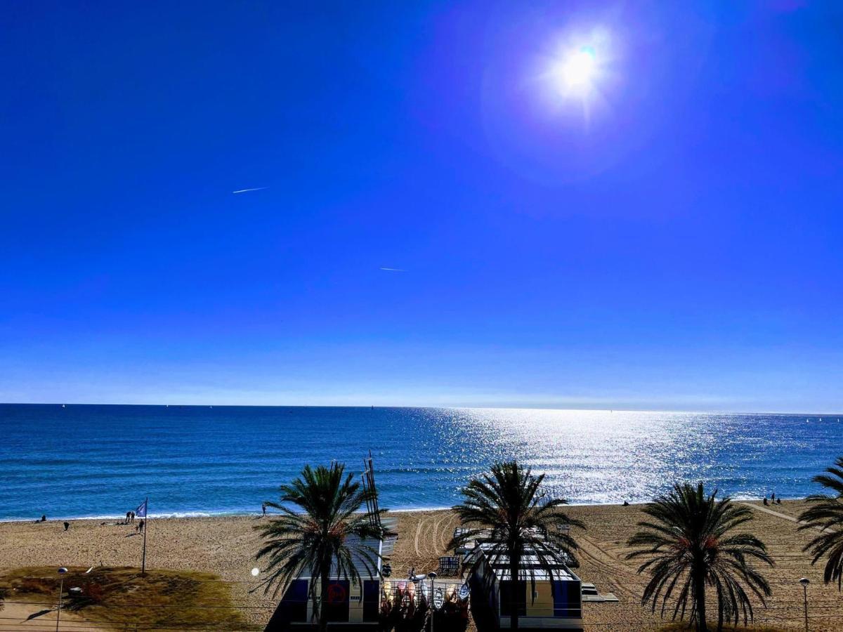 Vilador Beach Hotel El Masnou Exterior foto